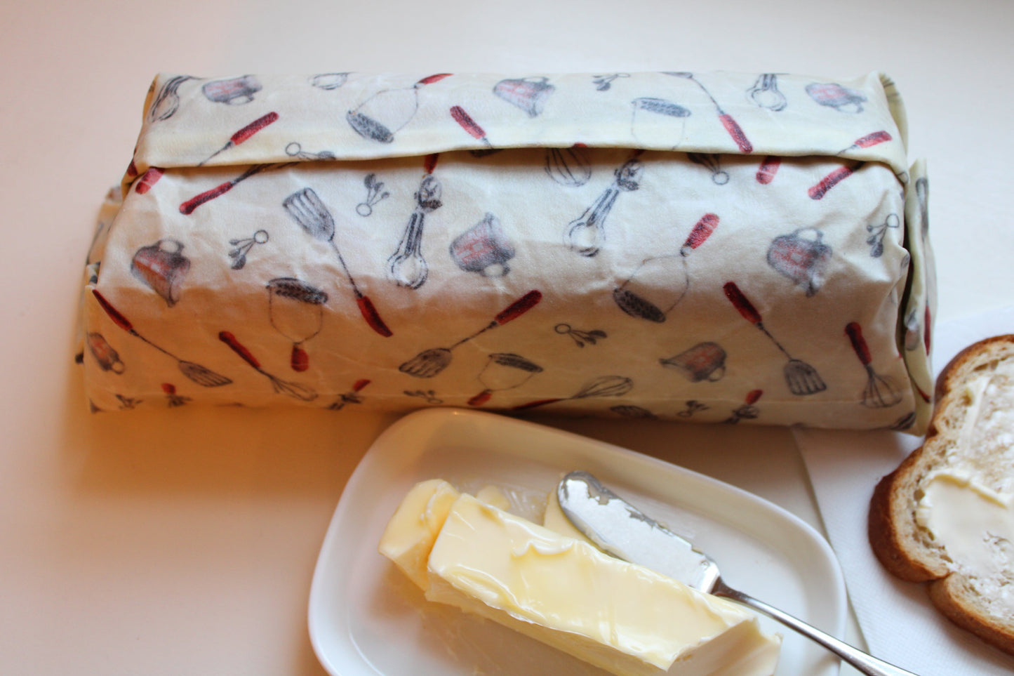 XXL Sour Dough Bread Wrap / Casserole Cover -  "Dolphin Treasure"